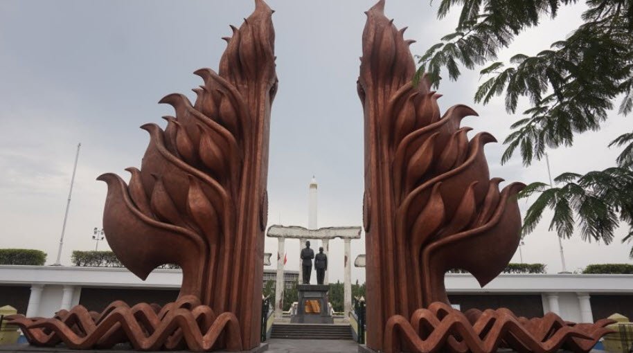 Surabaya Heroes Monument, Surabaya, East Java, Indonesia